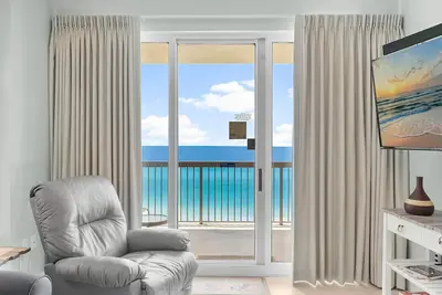 Image de Condo Beachfront! ! Ouvert 8 / 10-17! ! Jusqu'à 9 personnes!