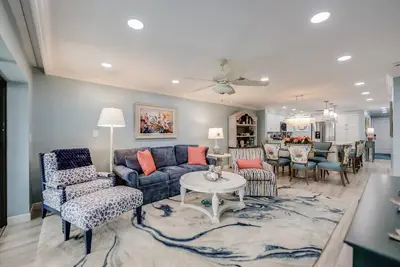 Image de Sanddollar A303 - Tarifs De Luxe Et D'ÉTÉ Bas À L'Avant Du Golfe, Plus 100 $ De Rabais + Plages Vip!