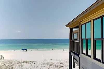 Image de Delightful Gulf Front Condo à Perdido Key ~ balcon privé ~ directement sur la plage!