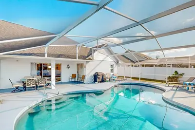 Image de Base idéale pour vos prochaines vacances à Disney avec piscine privée et tennis partagé