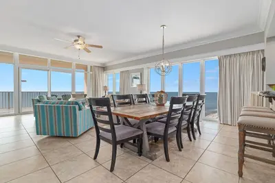 Image de 4br impeccablement décoré au nouveau Phoenix Gulf Shores! !