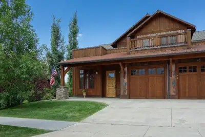 Image de Maison de ville au bord de Bozeman - Sentiers pédestres.