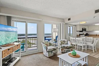 Image de Pinnacle Port Vacation Location-A Tower- 3 ch. 3. 5 salles de bains Penthouse