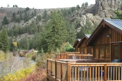 Image de Beautiful 2 Bedroom Cabin sur la rivière Taylor
