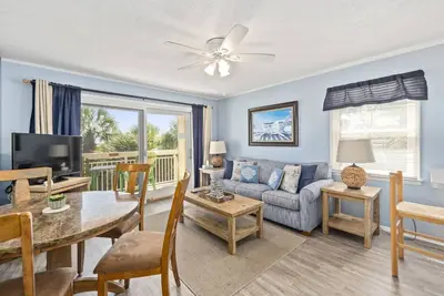 Image de Oceanfront Villa 1 Chambre avec Balcon Oceanfront privé!