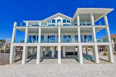 Image de Incroyable Gulf Front Home avec piscine privée!