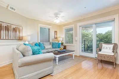Image de Brass Rail 317: 3 Br / 2. Condo 5 Ba Ă Tybee Island, pour 8 personnes