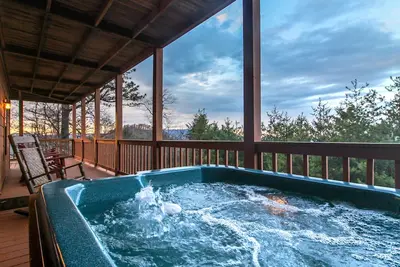 Spa privé, salle de jeux et plus - à proximité du parc national Great Smoky Mtns