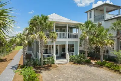 Image de Belle Maison Dans La Plage De Seacrest! Ouvert 8 / 17-23! Sleeps Up 12!
