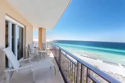 Image de Balcon privé avec vue panoramique sur le golfe de Westwinds - 8 couchages!