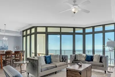 Image de Bonnes Affaires! | Rivière paresseuse | Devant le golfe | Grand balcon | Vie liquide