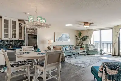 Image de Grand 4ème étage Condo Phoenix X en bord de mer 3br! !