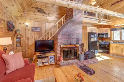 Image de Log home parfait pour une escapade familiale - 5 miles à Okemo Mtn Resort!