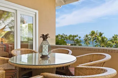 Image de Penthouse au troisième étage | Ac | Excellente vue sur l'océan | Commence à 275 $ / nt