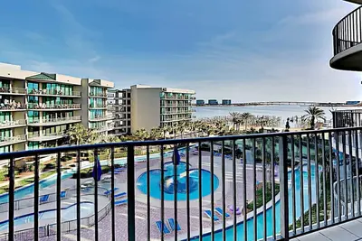 Image de Condo mignon à Orange Beach! ~ Profitez de vues depuis votre balcon!