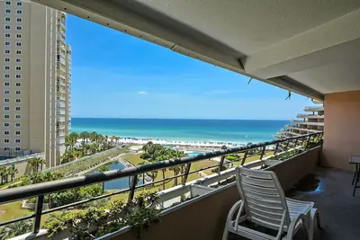Image de Condo Edgewater 2br sur la plage ~ WiFi gratuit et t��lévision par câble Premium