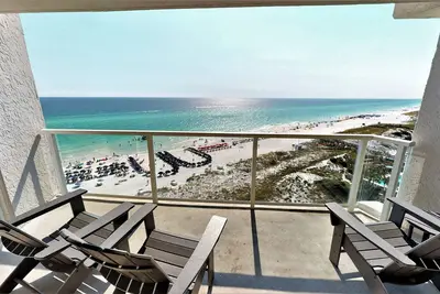 Image de Beachside Ii 4303 - De superbes vues sur l'eau! Services, piscine, et couchers de soleil parfaits!