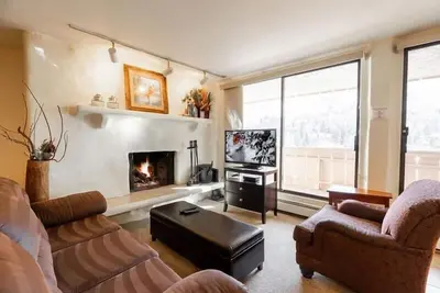 Image de Vail Village Scorpio Condominiums 2 Chambres, 2-Bains