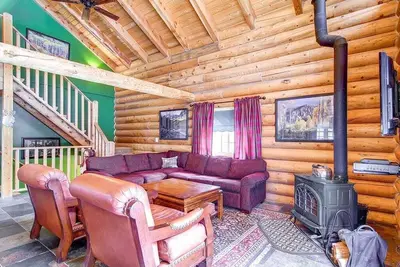 Image de Profitez d'une véritable escapade en montagne dans la maison de notation rustique mise à jour près de tout