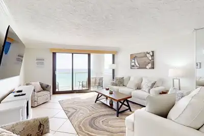 Image de Beachside Ii 4333, condo de plage, 1100 pieds carrés avec 2 balcons en bord de mer!