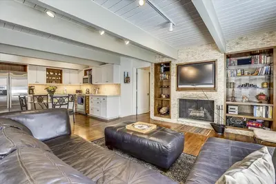 Image de Chateau Chaumont 1: 2 Br \/ 2 Ba copropriété à Aspen, pour 4 personnes