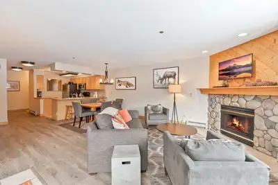 Tyra Chalet 127 Ski-in / Ski-out Condo Breckenridge Colorado