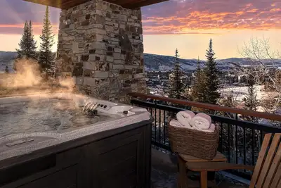Image de Falconhead Lodge - Nord - 5br Magnifique maison!