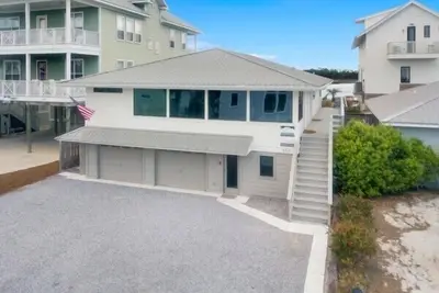 Image de SPÉCIAL 15% de réduction 3 nt. min jusqu’à 5/18 6bed / 5. 5b, piscine, golfe, lac, vue sur la plage, . Dock