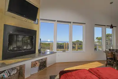 Image de Belle maison moderne w / vue sur l'océan et accès facile à la plage - chiens bienvenus