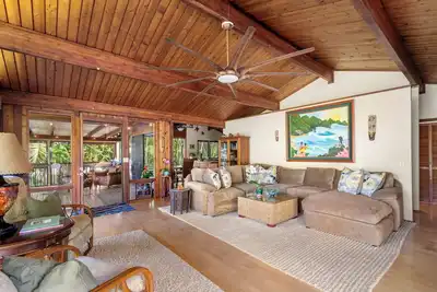 Image de Maison spacieuse sur 3/4 acres, cadre paisible, luxuriante cĂ´te nord tropicale de Kauai