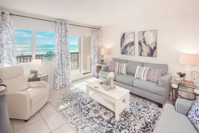 Image de Pinnacle Port Locations-B1 Tour 1 bdrm. condo