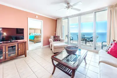 Image de Br2br Beachfront pour 6! Emerald Beach 2225☀Restaurant sur place! 19 au 21 mai 724 $!