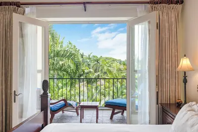 Image de Condo de luxe, situé à proximité du Beach Club! 15% de réduction pour les vacances!