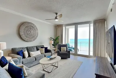 Image de Grand Condo 2 chambres à coucher Gulf Front à la perle de Navarre ~ Balcon privé ~ Étapes de la plage!