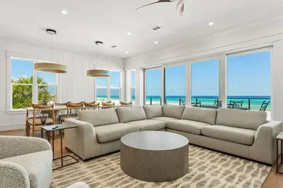 Image de Maison du Golfe avec plage privée! , \"Sans trace\" construit sur le sable!