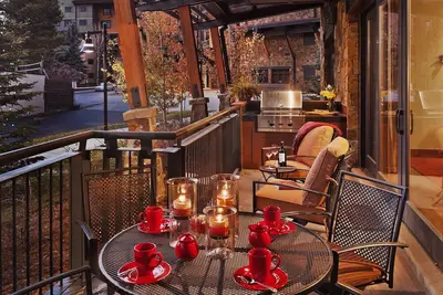 Image de One Steamboat Place \"Horse Thief\" # 103 - 4br, accès skis aux pieds