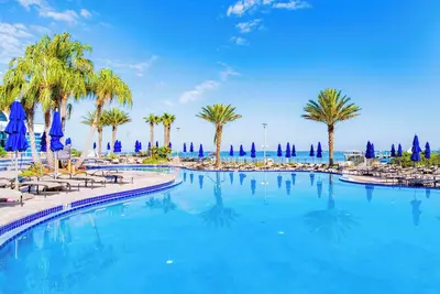 Image de Luxueux Condo Portofino ~ Vues complètes sur la plage depuis un balcon privé ~ Grands équipements du complexe!