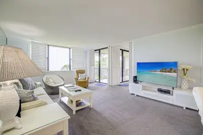 Image de Fabuleux vue sur le golfe, piscine chauffée, jeu de palets, barbecue, véranda, Internet