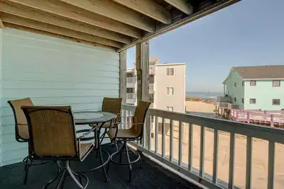 Image de Island North 9 - Détendez-vous et décompressez dans ce condo avec vue sur l'océan de North End