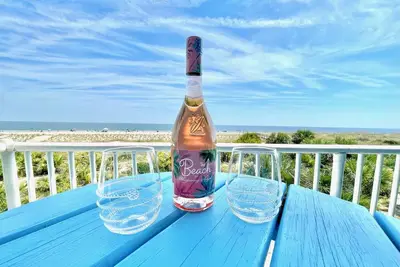 Image de BeachHouse 423: 3 Br, 2 Ba Condominium à Tybee Island, pour 8 personnes