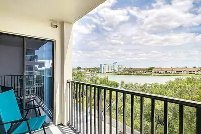 Image de Calme des eaux Condominium 3d