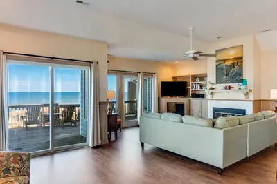 Image de Beach Break: 4 Br / 4 Ba duplex à Nags Head, 8 personnes