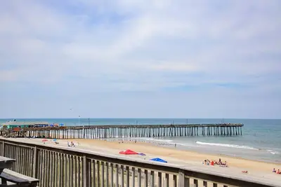 Image de Windfall: Oceanfront, 4 chambres toutes avec accès terrasse, superbes vues sur l'océan.
