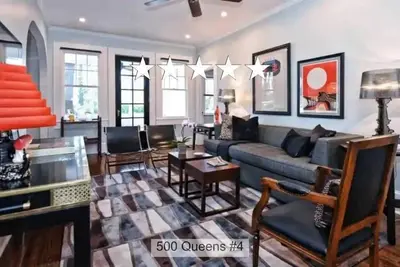 Image de 500 Queens #4: Experience Myers Park in Chic 2br