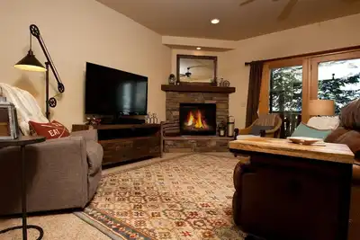 Image de Mountain Townhome - Great Views - Table de ping-pong - Décoré professionnellement