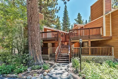 Image de 10 Northshore Estates: 3 Br / 2. 5 Ba condominium Ă Incline Village, 8 personnes