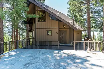 Image de 551 Dale dur: 4 Br / 2 Ba Ă Incline Village, pour 8 personnes