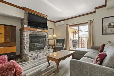 Image de Mont-Tremblant - Plateau sur la Montagne 208-5