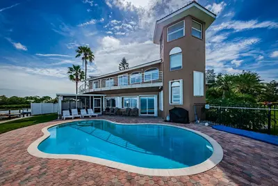 Location de vacances exclusive au bord de l'eau avec 5 chambres - Villa de luxe en Floride
