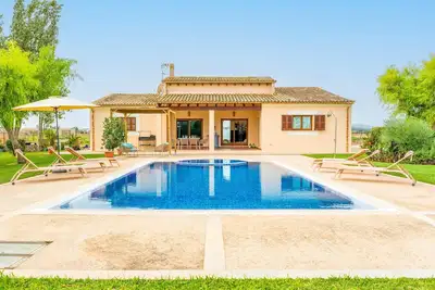Image de Son Crestes - Lovely country house with private pool and integrated jacuzzi with free WiFi